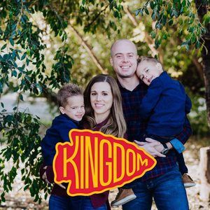 Meet your Posher, Courtney